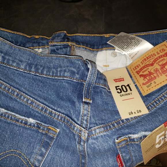 Levi's 501 Women's Skinny Jeans (sizes 30, 31, & 32) - Picture 8 of 11